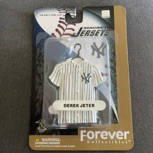 Forever Collectibles Derek Jeter Magnetic Jersey